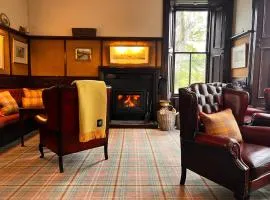 Kilfinan Hotel