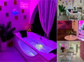 Colorful Vibes&Jacuzzi Nights Sunny Escapes Cyprus，位于波利斯的酒店