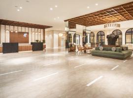 Holiday Inn Gurgaon NH8 by IHG，位于古尔冈的酒店