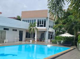 365pool villa Hatyai，位于Ban Suan Phlu的酒店