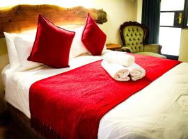 The Red Oak Guesthouse，位于察嫩的酒店