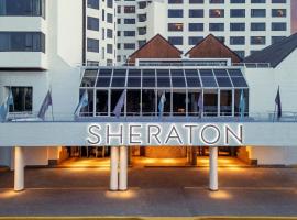Sheraton Bariloche Hotel，位于圣卡洛斯-德巴里洛切的酒店