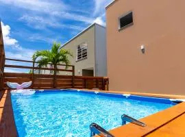 Belle Jung Villa Onna