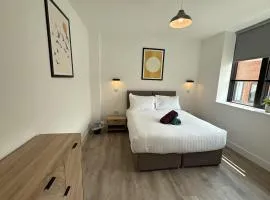 High quality 2 bedroom 2 bathroom First floor centrally located - 3 Queen Street - Ashbrook Serviced Apartments