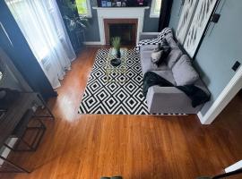 Cozy Home，位于新不列颠的宠物友好酒店