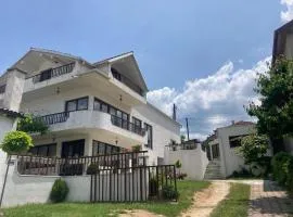 Honey Home by KOSTOSKI INN