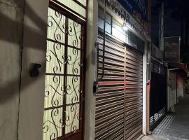 Hostel do Mineiro Monte Castelo，位于圣若泽杜斯坎普斯的酒店