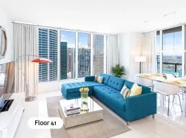 MVR - Corner Balcony Ocean & River Views