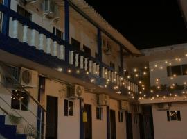 Hotel colombia，位于托卢的酒店