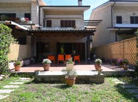 S354 - Sirolo, comodo quadrilocale a 100mt dal centro，位于锡罗洛的酒店