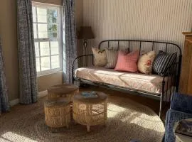 Crabapple Cottage, Cheverells Farm