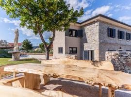 Villa Amarie，位于Štivan的酒店