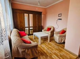 Hotel Batumi，位于Surami的酒店