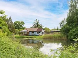 Dragonfly Lodge