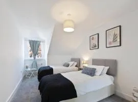 Modern town centre apartment