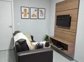 Apartamento inteiro, ar-condicionado e vaga de garagem