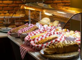 伊利亚港口酒店，位于弗洛里亚诺波利斯的酒店