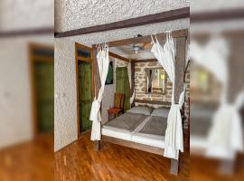 Voltera Apartments in Betina Old Town, with Parking Nearby，位于贝蒂纳的酒店
