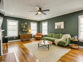 Condo 2 Mi to Houston Zoo and Museum District!，位于休斯顿的酒店