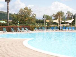 Anna's HOUSE Solarium Terrace，位于皮佐的酒店