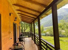 Cottage Shgedi