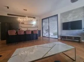 LARA - Herzliya Urban villa