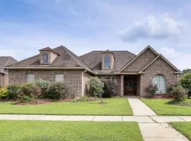 Family Retreat with Patio and Yard in Zachary