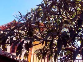 Espaço conforto e tranquilidade CASAVEG，位于卡诺格布拉达的酒店