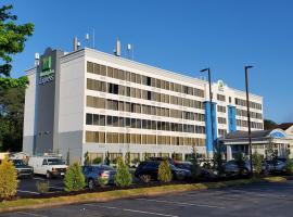 Holiday Inn Express - Atlanta-Kennesaw by IHG，位于肯尼索的酒店
