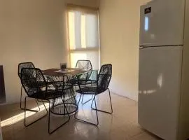 Depa Pakabtun Descansa sin pagar de mas 2 hab wifi y AC