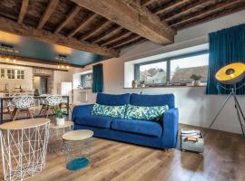 Maison rénovée au bord de l'Ognon avec grand jardin et plage privée - FR-1-583-395，位于Cenans的酒店