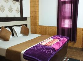 YAMUNA HOME stay，位于西姆拉的酒店