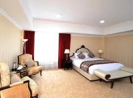 Alpha hotel