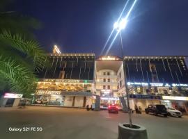 Hotel Sai Inn at Statue of Unity，位于Rājpīpla的酒店