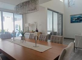 Casa en samborondon，位于Samborondón的酒店