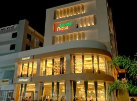 Hotel Grand Arose，位于艾哈迈达巴德的酒店