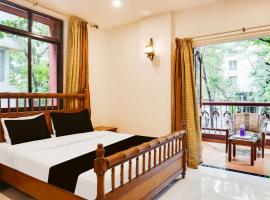 Super Townhouse Oak Prabhat Road，位于Yerandwane的酒店