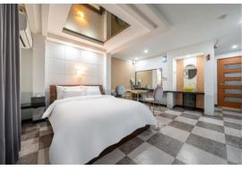 Hotel The Fine，位于议政府市的酒店