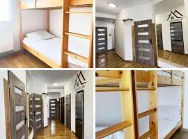 Hostel S8
