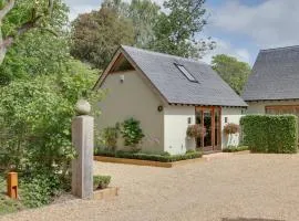 Beech Cottage - one bedroom retreat with hot tub