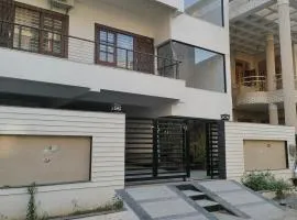 Mansa Apartments by UV Stays