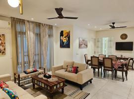 Luxury 4BHK in Greater Noida - 5 Min to India Expo，位于大诺伊达的酒店