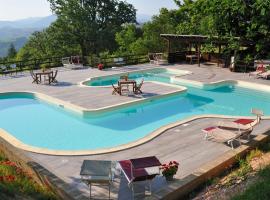 Lodge Holidays - Casa Tartufo，位于Radicosa的豪华帐篷