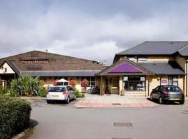 Ensuite near Bedford Priory Country Park，位于贝德福德的酒店