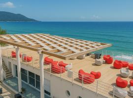 Villaggio Leucosia，位于圣塔马里亚迪卡斯特的酒店