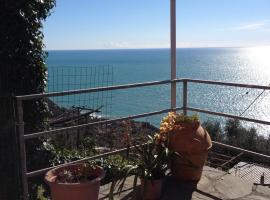 Tramonto sul Mare，位于弗拉穆拉的酒店