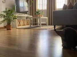 habitacion acogedora con limpieza incluida- buena conexion