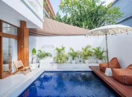 Villa OG Cruz and OG Cove - Central & Modern Canggu Pool Villas - Sleeps 14