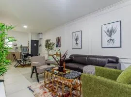 Luxurious sandton apartment with Inverter