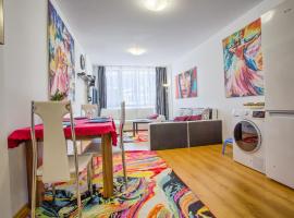 Mountain view apartment in Aspen Golf Resort with SPA，位于班斯科的海滩酒店